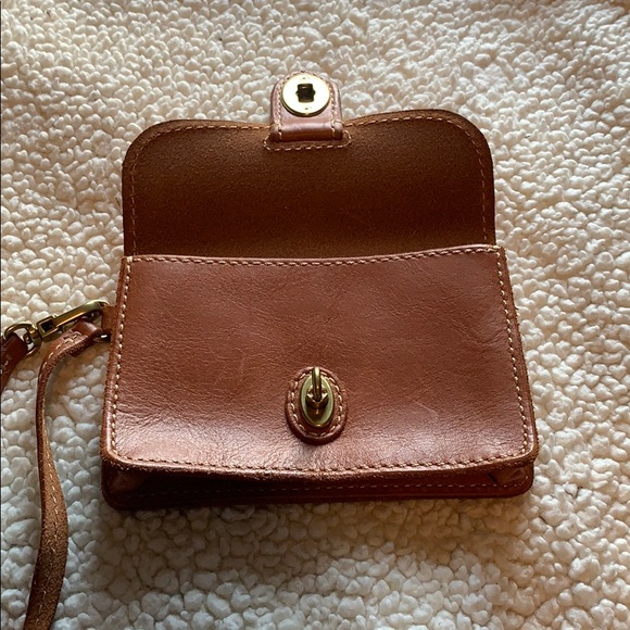 Fossil Wristlet - Picture 4 of 6